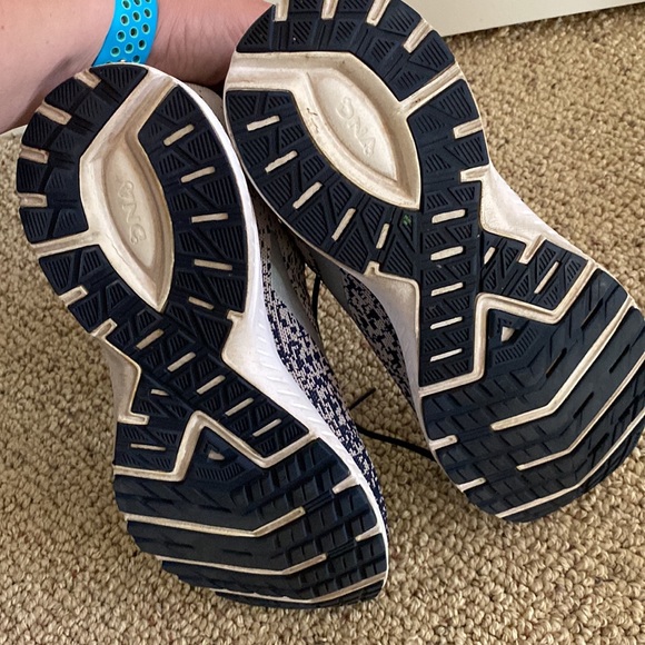 Brooks Launch 6 - Picture 6 of 6